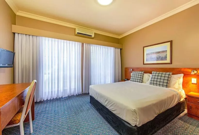 スイート, Quality Inn Penrith Sydney