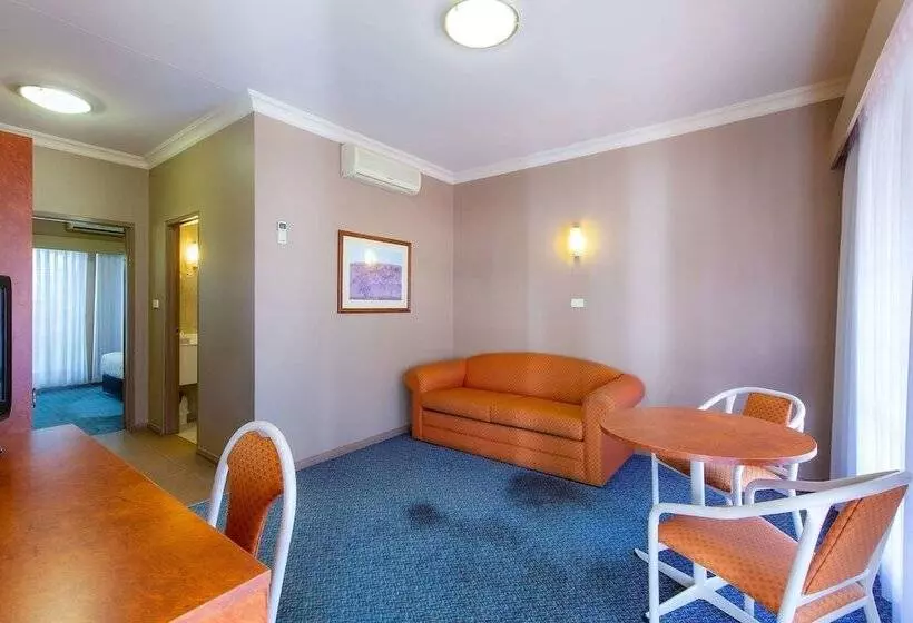 スイート, Quality Inn Penrith Sydney