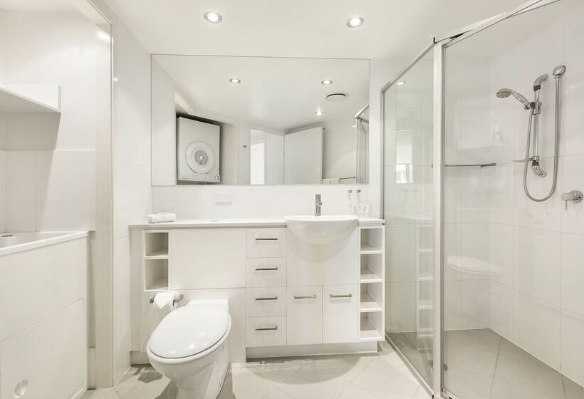 דירת שלושה חדרים, Quest River Park Central