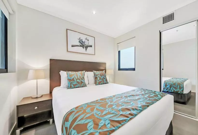 آپارتمان مدیریتی 2 خوابه, Quest River Park Central