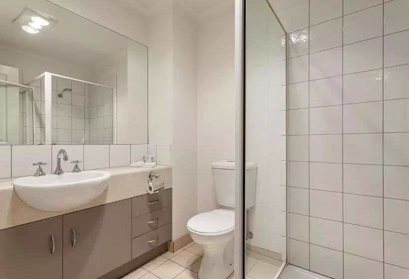 استودیوی استاندارد, Quest Warrnambool