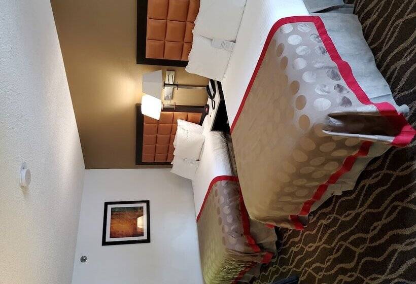 غرفه قياسيه سريرين مزدوجين, Ramada By Wyndham Temple Terrace/tampa North