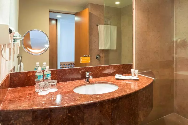 اتاق لوکس, Real Inn Torreón