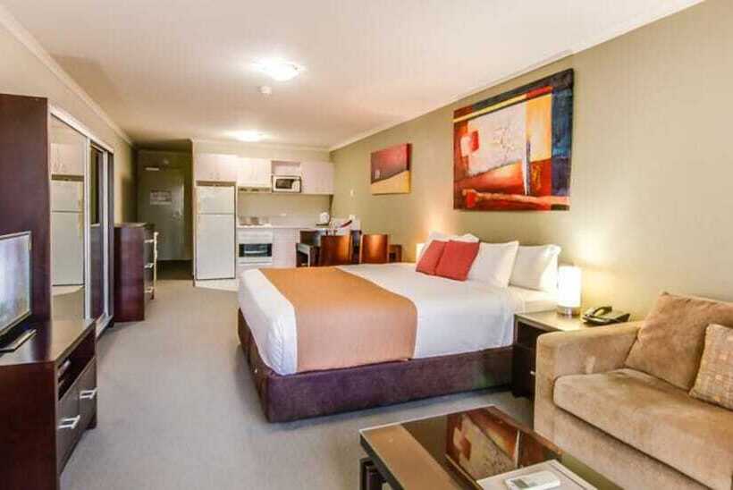 스탠다드 스튜디오, Horizons Lake Jindabyne