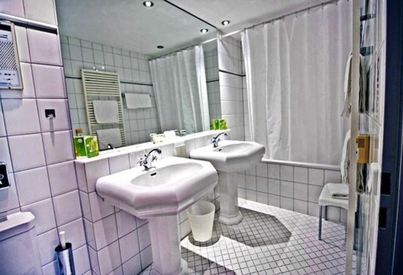 Полулюкс Вид на Озеро, Schiff Am See