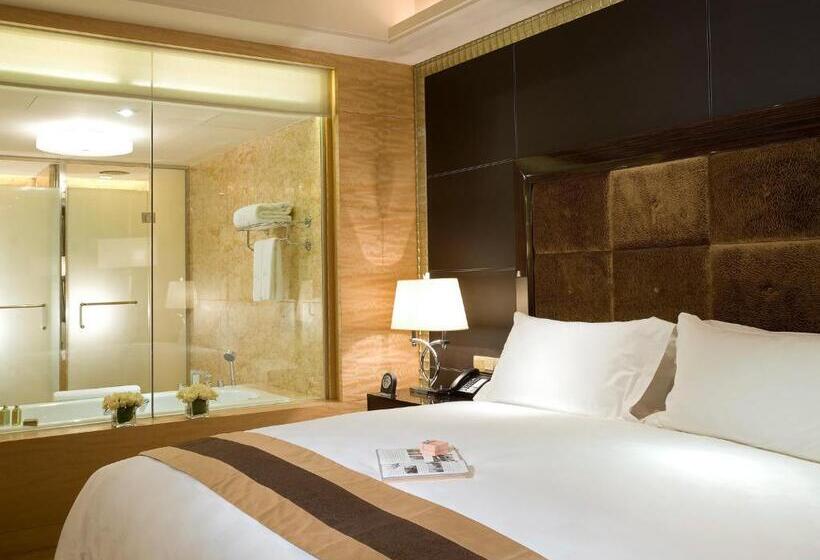 带大床的高级房间, Sofitel Harbin
