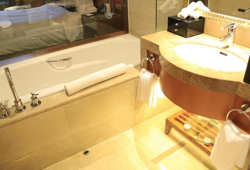 琮城市景观的豪华间, Sofitel Harbin