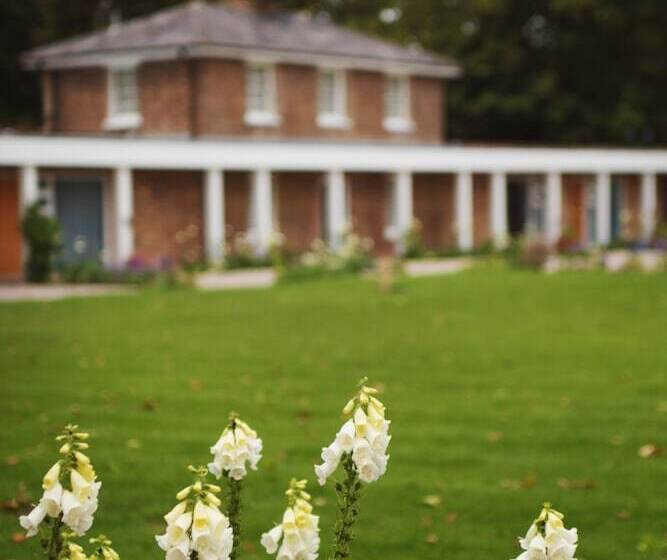 스탠다드 룸, Stoke Place  Part Of The Cairn Collection