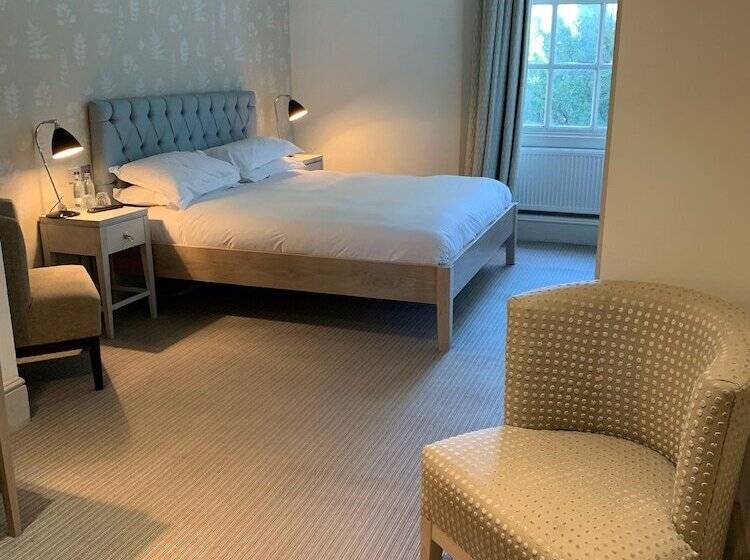 디럭스 룸, Stoke Place  Part Of The Cairn Collection