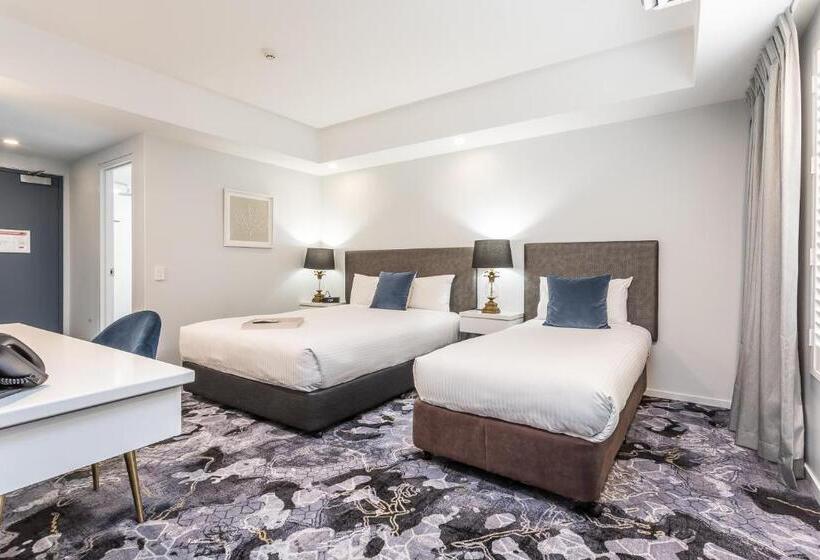Номер Стандарт Трехместный, Kingsford Smith Motel