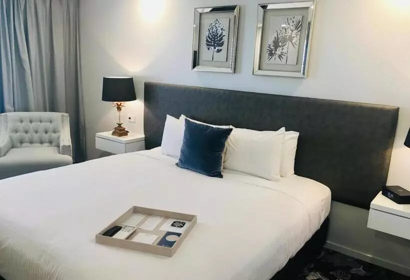 اتاق لوکس با تخت بزرگ, Kingsford Smith Motel