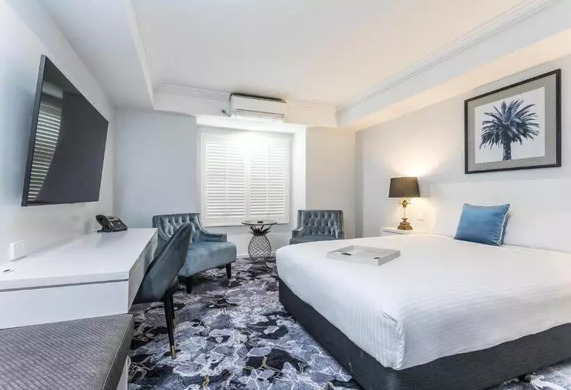اتاق لوکس, Kingsford Smith Motel