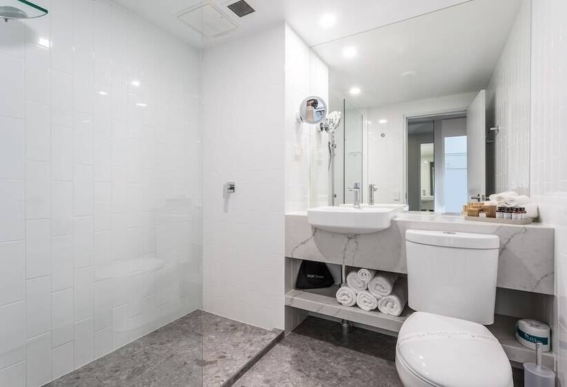 חדר דלוקס, Kingsford Smith Motel