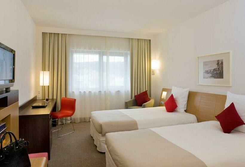 수피리어 룸, Novotel London Greenwich