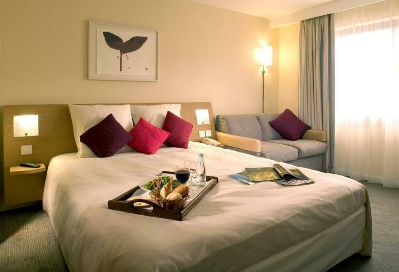 Номер Superior, Novotel London Greenwich
