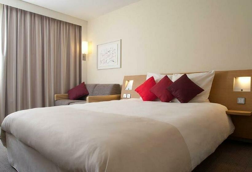 수피리어 룸, Novotel London Greenwich