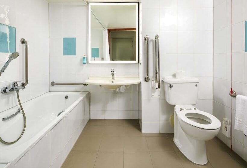 수피리어 룸, Novotel London Greenwich