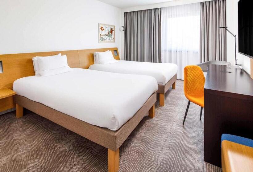 Номер Superior, Novotel London Greenwich