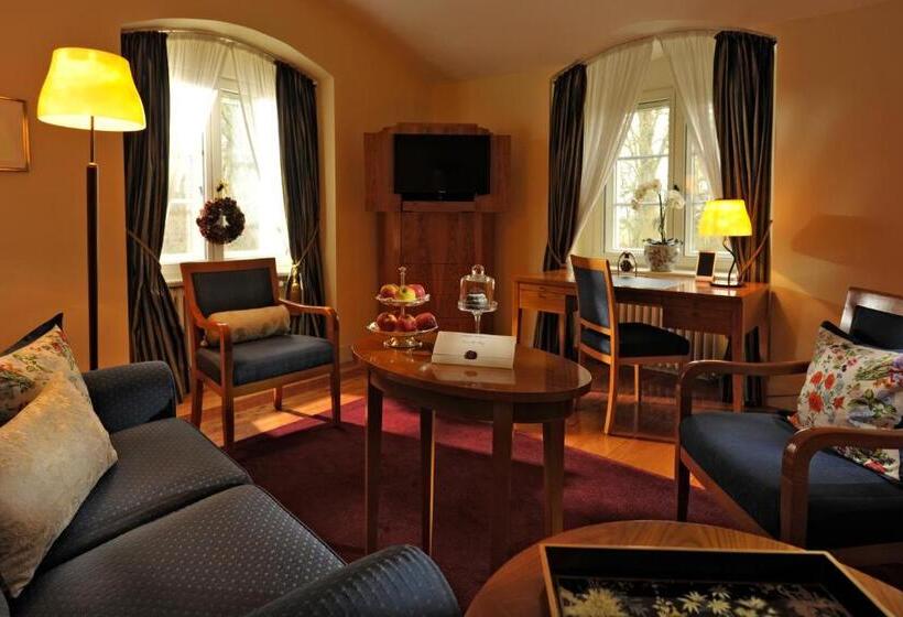 Полулюкс, Schlosshotel Burg Schlitz