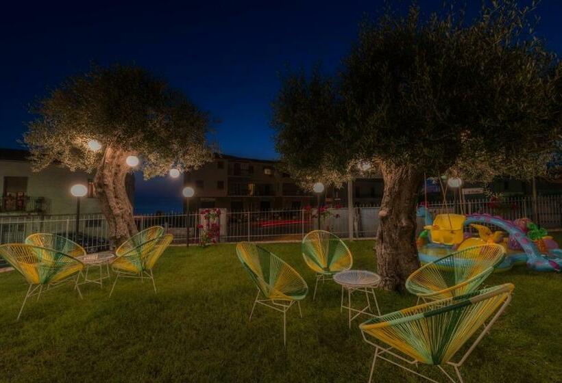 غرفة قياسية سرير كينج, La Risacca Relais