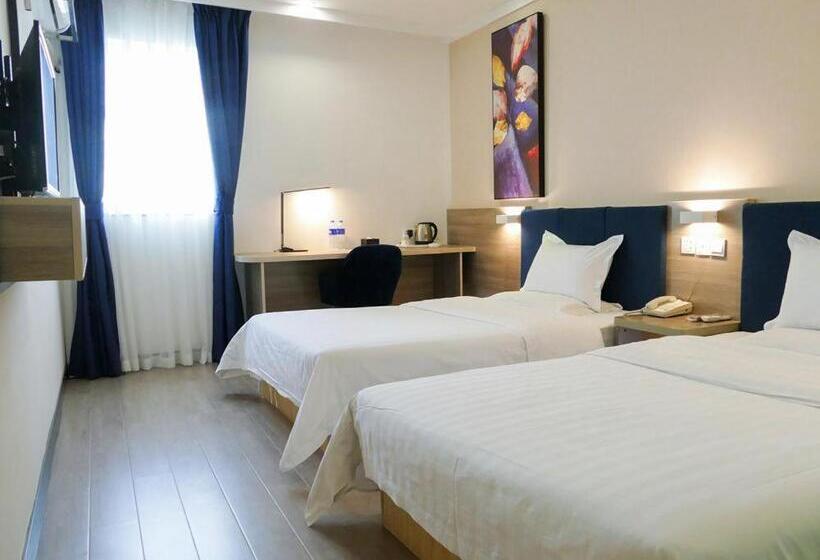 Номер Superior, 7days Premium Xianning Hot Spring Pedestrian Street Shopping Park Branch