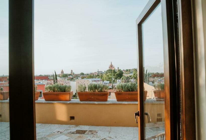 اتاق استاندارد با تراس, El Golpe De Vista