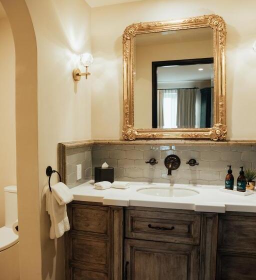 اتاق استاندارد با بالکن, El Golpe De Vista