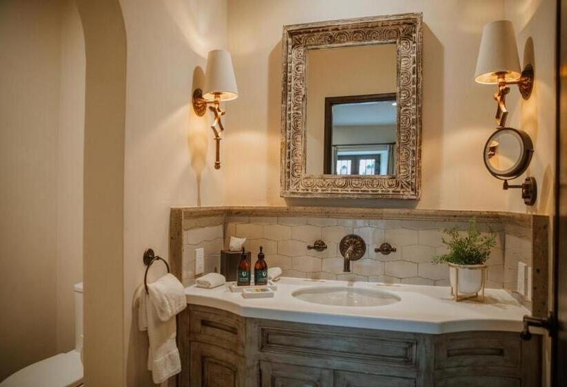 اتاق استاندارد با بالکن, El Golpe De Vista