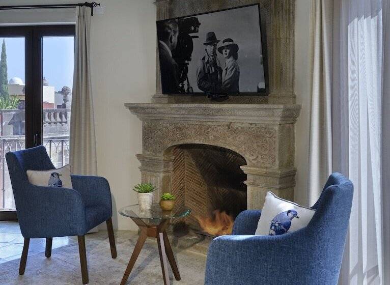 سوییت لوکس, El Golpe De Vista