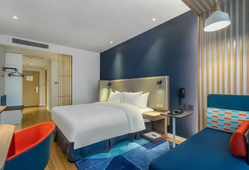キングサイズベッドのスタンダードルーム, Holiday Inn Express Dali Xiaguan, An Ihg
