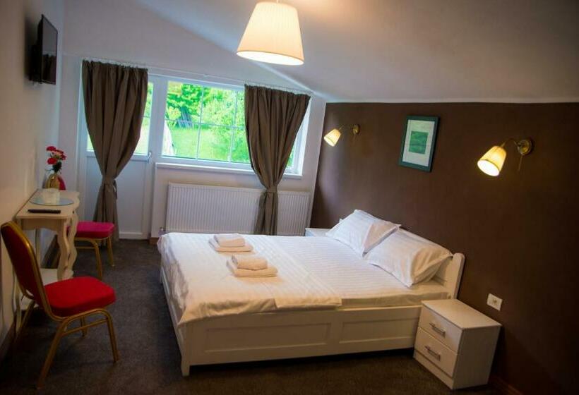 חדר סטנדרט עם מיטת קינג, Green Hill Villa