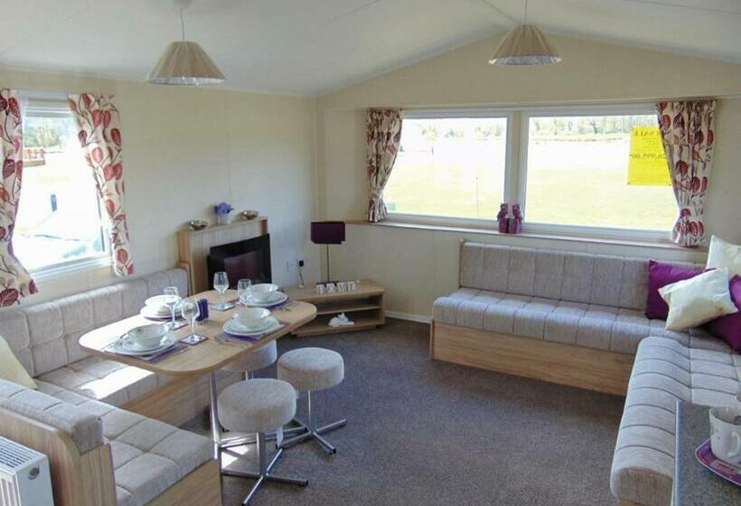 ２ベッドルームハウス, Ty Gwyn Park