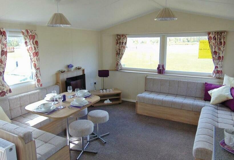 ２ベッドルームハウス, Ty Gwyn Park