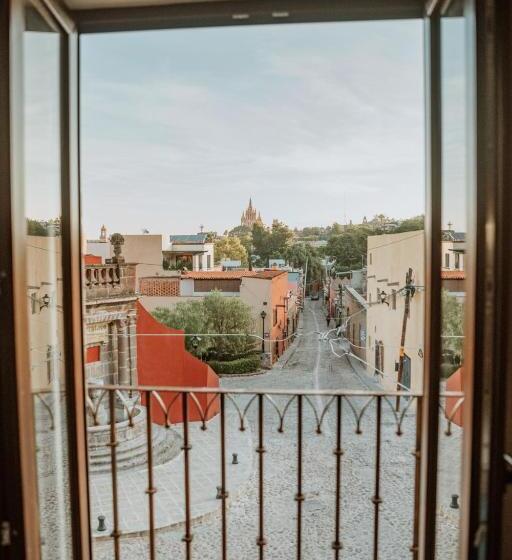 سوییت لوکس, El Golpe De Vista