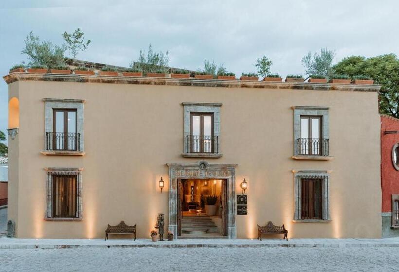 اتاق استاندارد با تراس, El Golpe De Vista