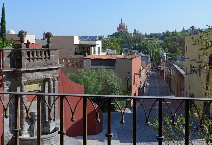 سوییت لوکس, El Golpe De Vista