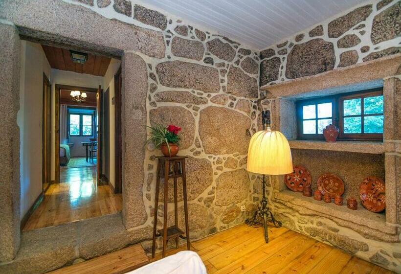 منزل غرفتين نوم, Casas De Massinos