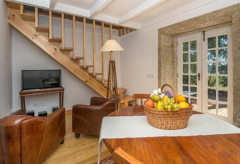 منزل غرفة نوم واحدة, Casas De Massinos