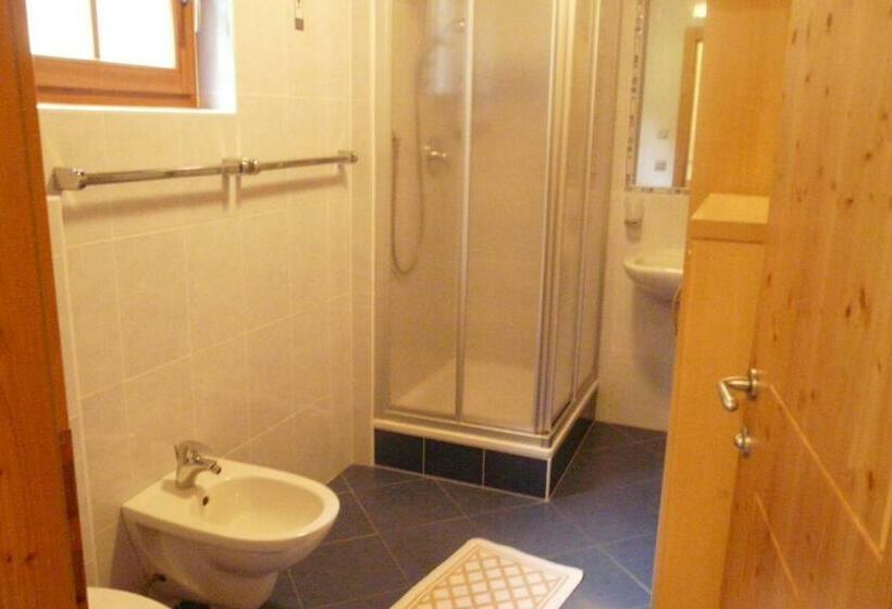 חדר משפחתי, Larchhof Ratschings