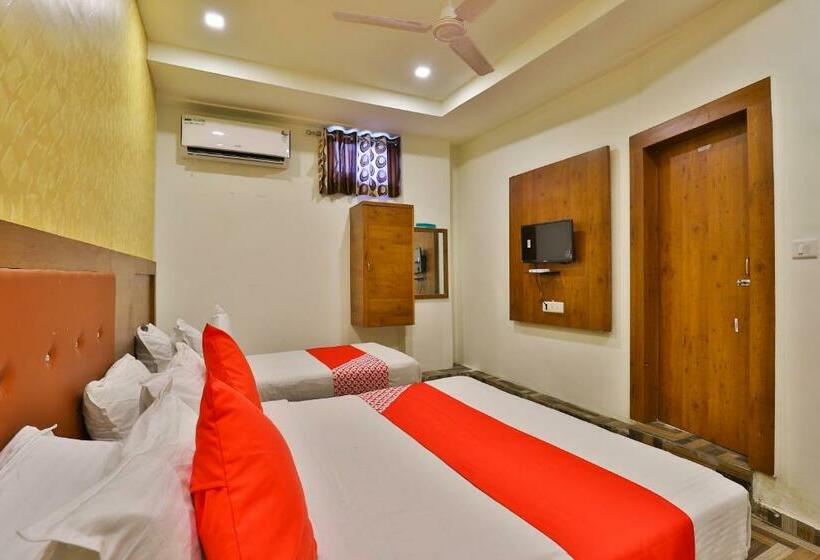 Standardrum, Oyo 30712 Surya