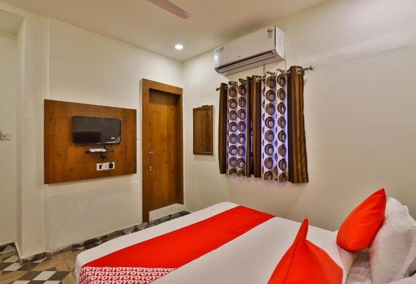 Standardrum, Oyo 30712 Surya