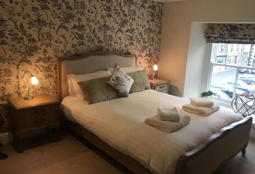 Номер Deluxe, The Pennine Inn