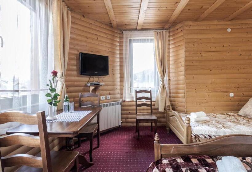 Номер Стандарт Трехместный, Villa Morishka & Spa