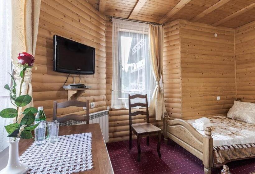 اتاق استاندارد سه نفره, Villa Morishka & Spa