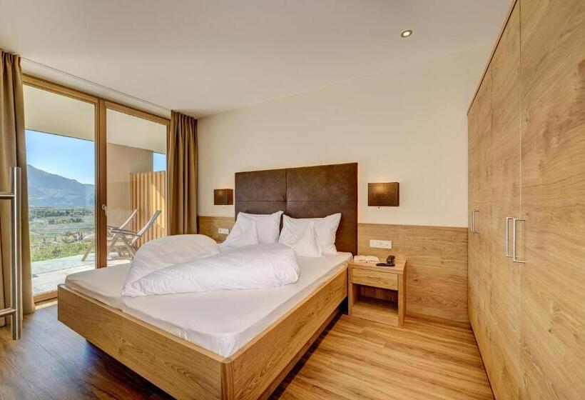 דירה בת חדר שינה 1 עם מרפסת, Panorama Residence öhlerhof