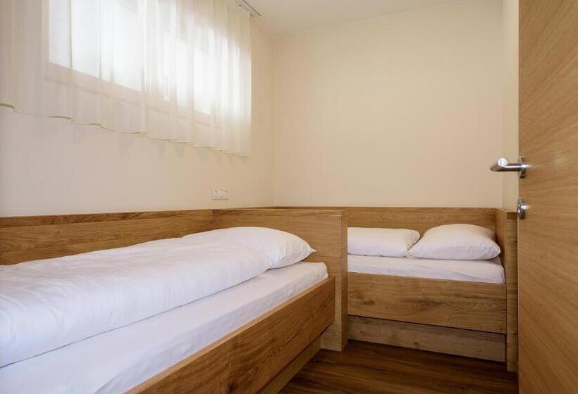 דירת חדר סופריור, Panorama Residence öhlerhof