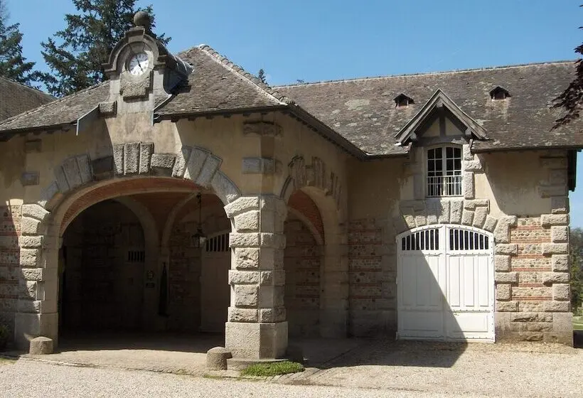 １ベッドルームのコンフォーとアパートメント, Château De Joyeux  Gîtes