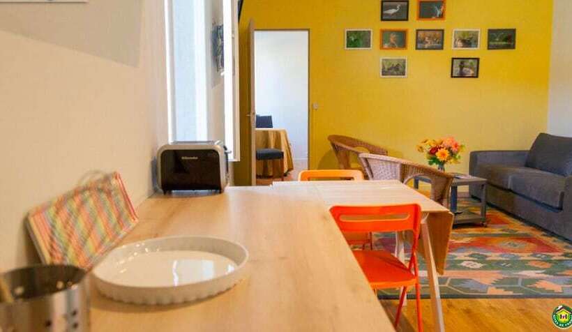 침실 1개 컴포트 아파트, Château De Joyeux Gîtes