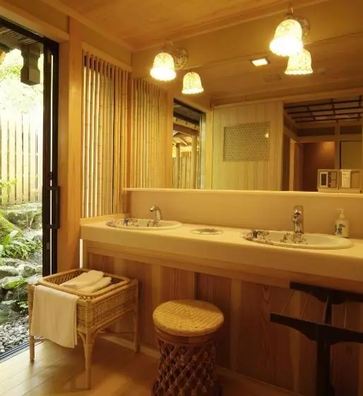 デラックスルーム, Akizuki Spa Ryokan Seiryuan