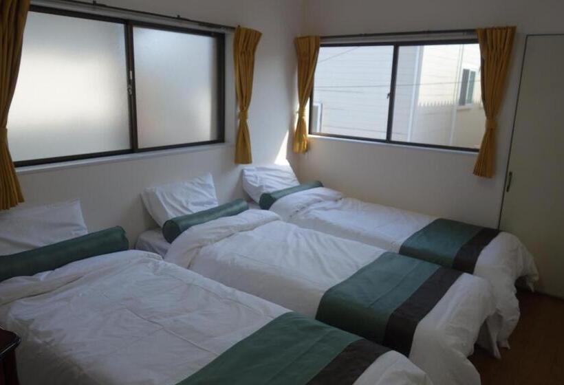 トリプルクラシックルーム, Taro S House Kamakura Hase